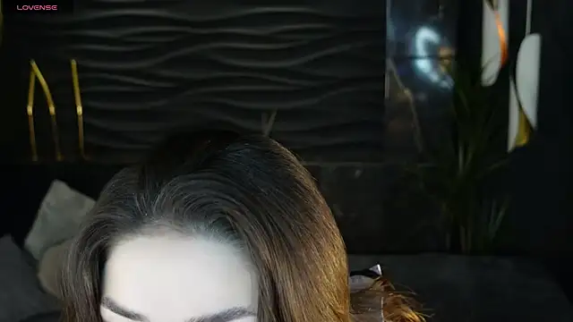 melanie neal online show from 11/25/25, 09:04