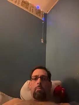 biggdaddyandqueenn online show from 12/01/25, 08:08