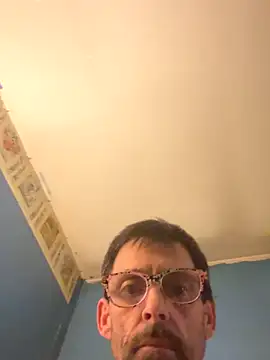 biggdaddyandqueenn online show from 12/14/25, 07:58