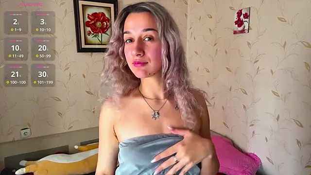 Auroragin online show from 11/20/25, 09:20