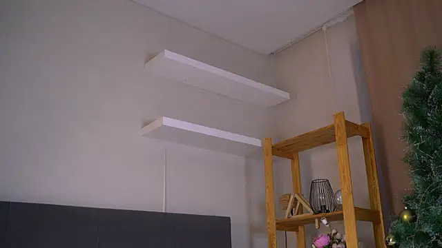 MarvisKuhIo online show from 01/12/26, 04:50