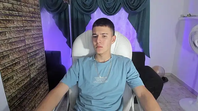 Aleck Boy online show from 11/22/25, 08:08