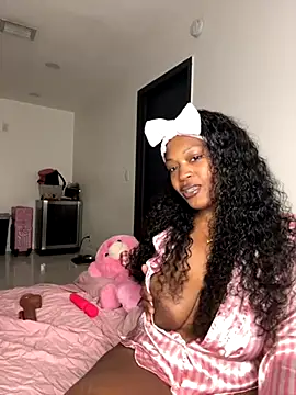 PrincessDreamm online show from 11/25/25, 12:10