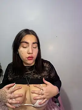 lele inocente online show from 05/27/26, 03:14