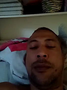 Arrombador20 online show from 04/18/26, 08:42