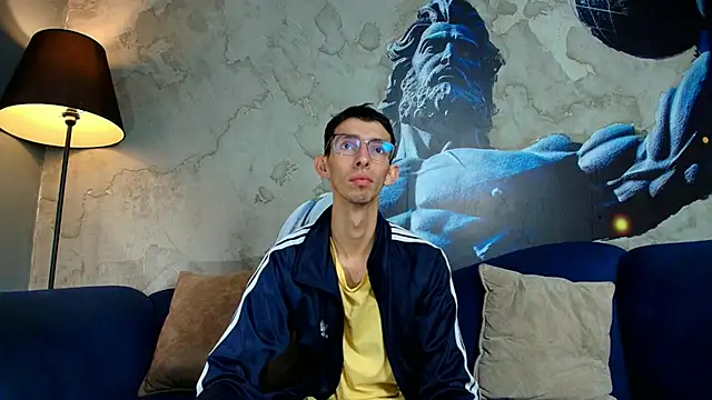 ZyroNight online show from 11/14/25, 02:16