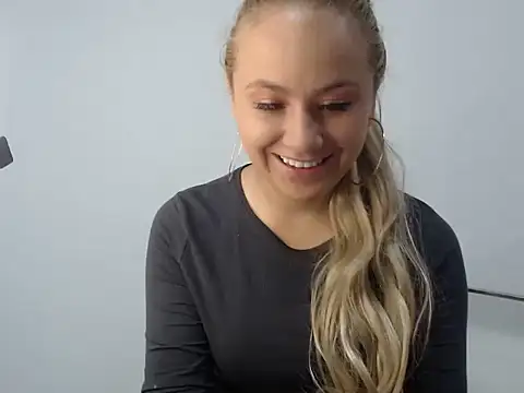 Sherly mon online show from 11/05/25, 11:54