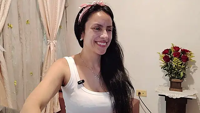 Bella Exhibition online show from 02/17/26, 06:58