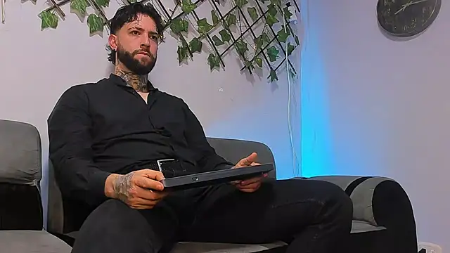 Supreme Alpha online show from 01/12/26, 03:34