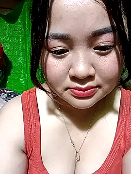 Bee-bgolden online show from 12/05/25, 11:41