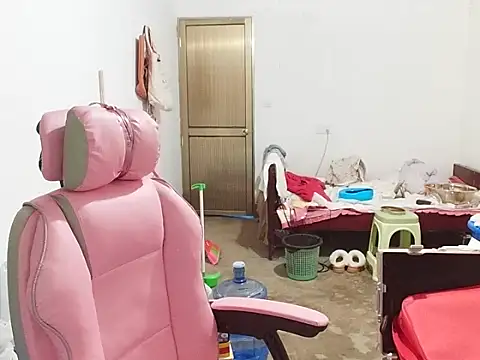 RebelAura online show from 11/05/25, 12:27