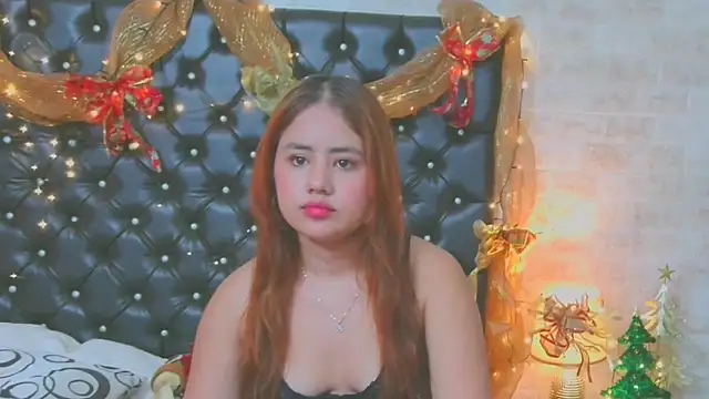 EvaFoxxx  online show from 12/22/25, 12:46