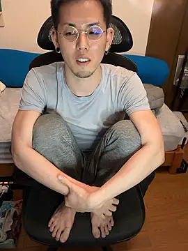 ippei0001 online show from 11/06/25, 02:07