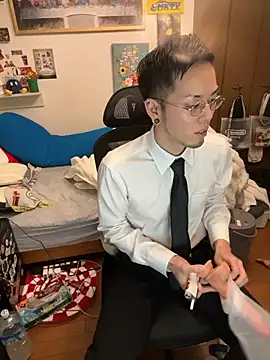 ippei0001 online show from 11/24/25, 01:11