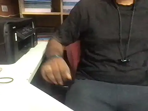 Snapshot of KingCobra_07 chatting on 04/07/26, 02:45 KingCobra 07 online show from 04/07/26, 02:45