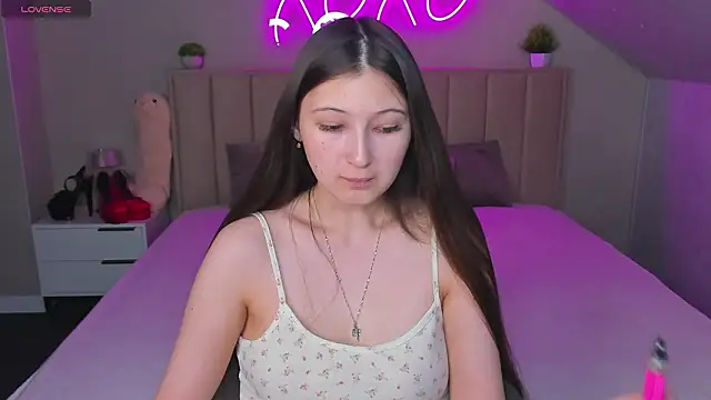 Ella Burns online show from 02/02/26, 09:30