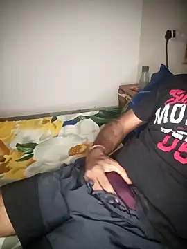 RubyEntity online show from 12/16/25, 01:49