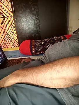 RubyEntity online show from 01/08/26, 08:38