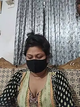 Snapshot of munni-506 chatting on 06/22/26, 05:43 munni-506 online show from 06/22/26, 05:43