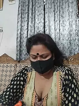 Snapshot of munni-506 chatting on 07/10/26, 05:48 munni-506 online show from 07/10/26, 05:48