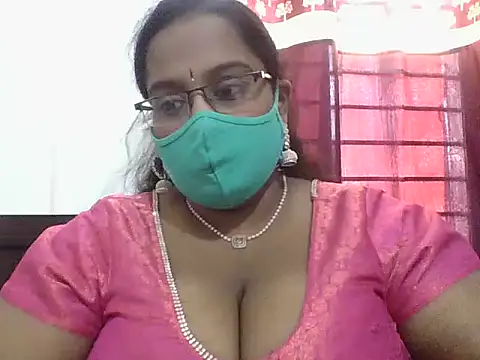 hootypriya online show from 02/04/26, 12:11