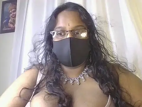hootypriya online show from 07/01/26, 04:18