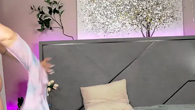 AnabeleBliss online show from 05/26/26, 12:12