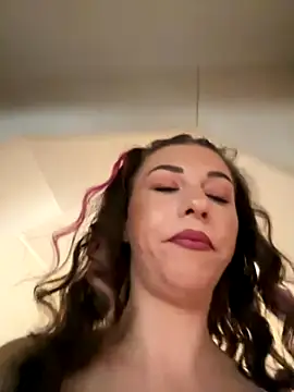 EdaQueen online show from 11/16/25, 09:26