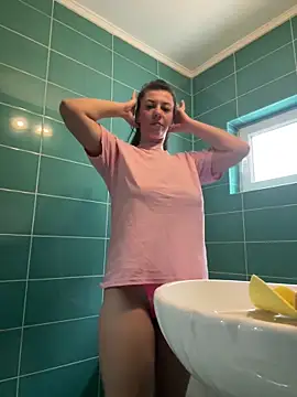 EdaQueen online show from 12/14/25, 09:36