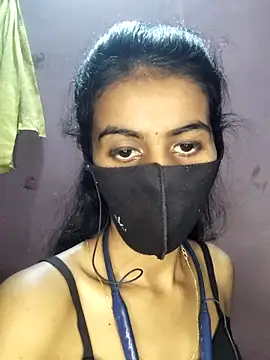 Snapshot of Thaper_Meera2 chatting on 04/30/26, 02:34 Thaper Meera2 online show from 04/30/26, 02:34