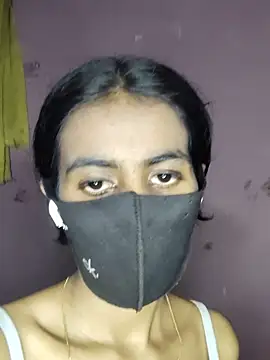Snapshot of Thaper_Meera2 chatting on 05/14/26, 02:46 Thaper Meera2 online show from 05/14/26, 02:46