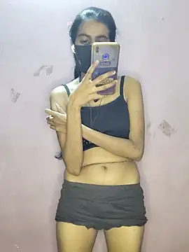 Snapshot of Thaper_Meera2 chatting on 05/20/26, 03:18 Thaper Meera2 online show from 05/20/26, 03:18