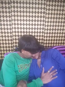 Freakingromance online show from 03/18/26, 08:39