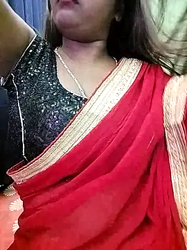 LoveLy-Soneya online show from 04/04/26, 09:01