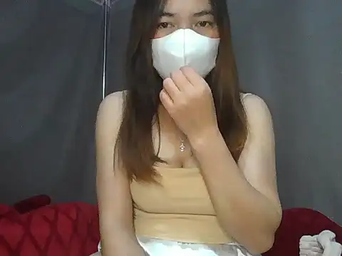 Snapshot of Sasu-u chatting on 11/05/25, 05:18 Sasu-u online show from 11/05/25, 05:18