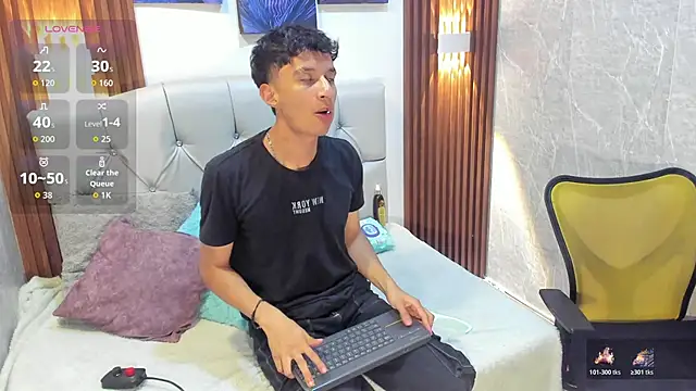 Snapshot of Elian_Julian chatting on 11/11/25, 01:27 Elian Julian online show from 11/11/25, 01:27