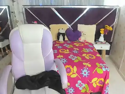 Santy bigcock 01 online show from 11/10/25, 03:22