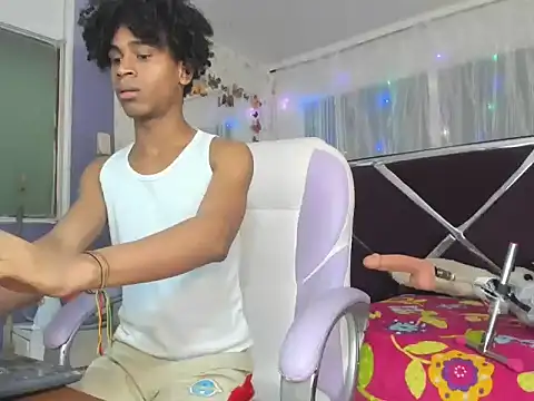 Santy bigcock 01 online show from 01/08/26, 02:36