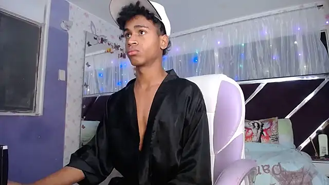 Santy bigcock 01 online show from 05/01/26, 10:09