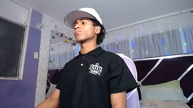 Santy bigcock 01 online show from 06/07/26, 06:28