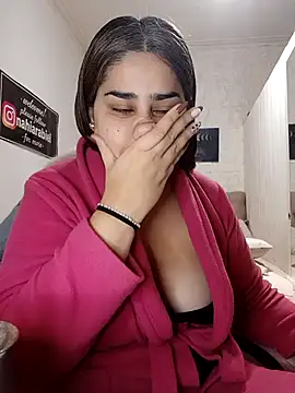 nahiarabiel33 online show from 05/25/26, 05:41