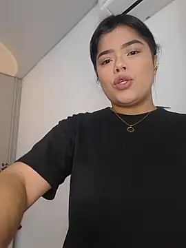 annie  20 online show from 12/05/25, 12:03