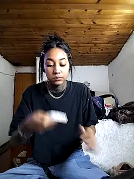 lyam ebony  online show from 01/11/26, 04:50