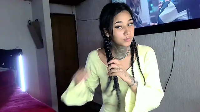 lyam ebony  online show from 03/19/26, 06:01