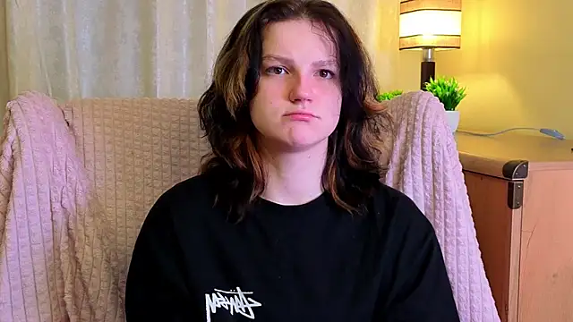 LatinaHuguenin online show from 04/10/26, 09:19