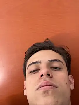 Snapshot of JAIR100 chatting on 11/04/25, 07:02 JAIR100 online show from 11/04/25, 07:02