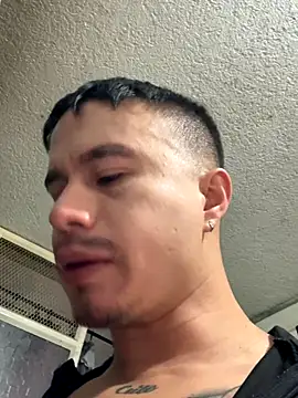 Snapshot of RaySullivan chatting on 11/07/25, 02:28 RaySullivan online show from 11/07/25, 02:28