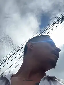 Snapshot of RaySullivan chatting on 11/16/25, 04:34 RaySullivan online show from 11/16/25, 04:34