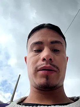 Snapshot of RaySullivan chatting on 11/19/25, 09:15 RaySullivan online show from 11/19/25, 09:15