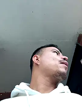 Snapshot of RaySullivan chatting on 12/03/25, 10:19 RaySullivan online show from 12/03/25, 10:19